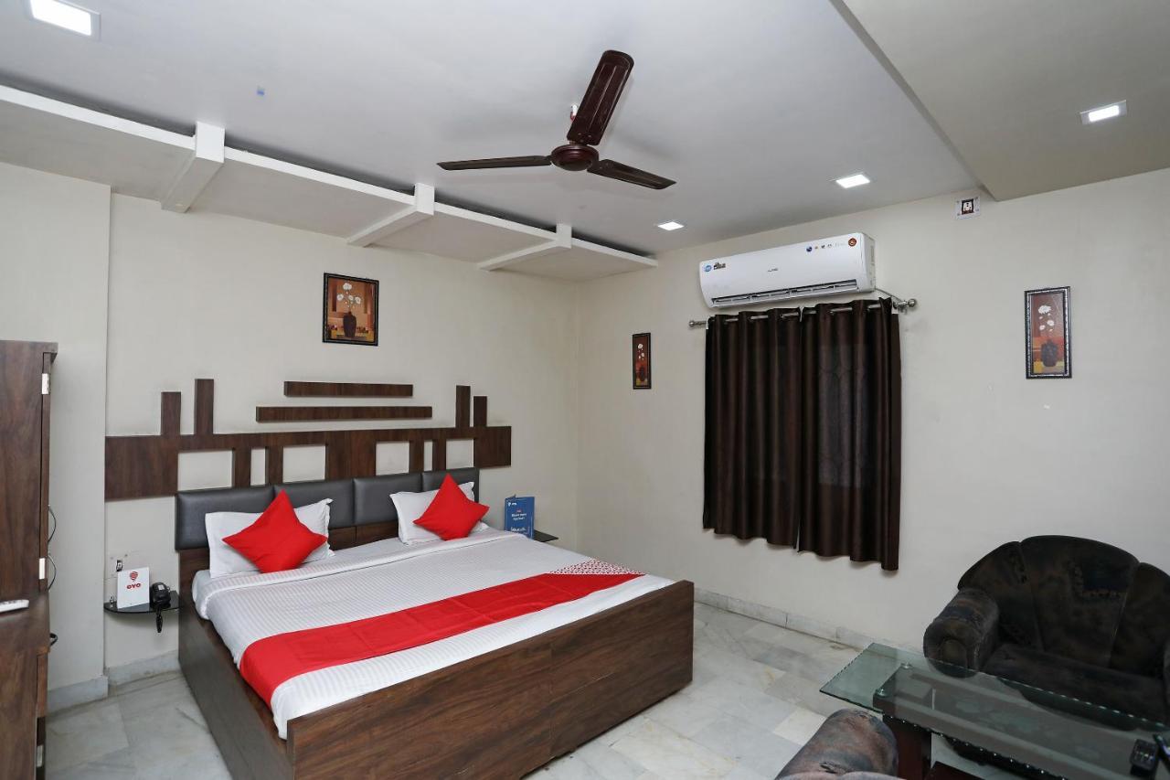 Oyo23385尊贵大会酒店 Rourkela 外观 照片