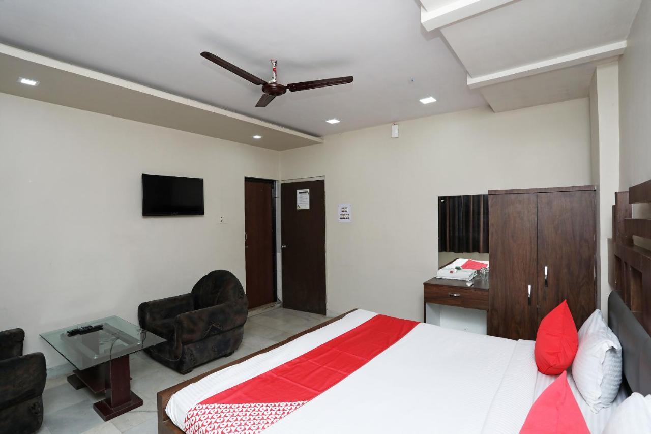 Oyo23385尊贵大会酒店 Rourkela 外观 照片